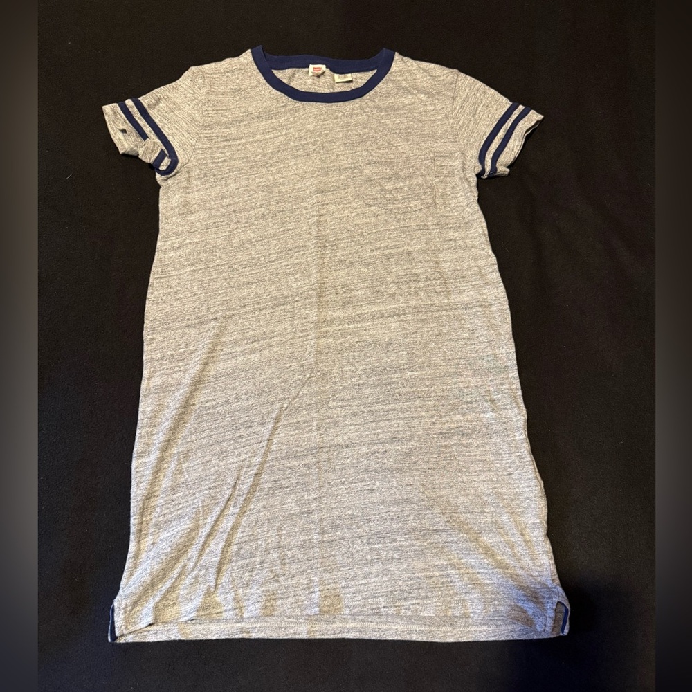 Levi’s T-Shirt Dress